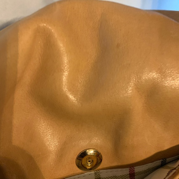 Tan colored  soft leatherCoach purse - Picture 5 of 5